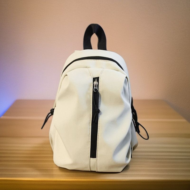 Mid-white double-shoulder -- smaller general (no wallers)